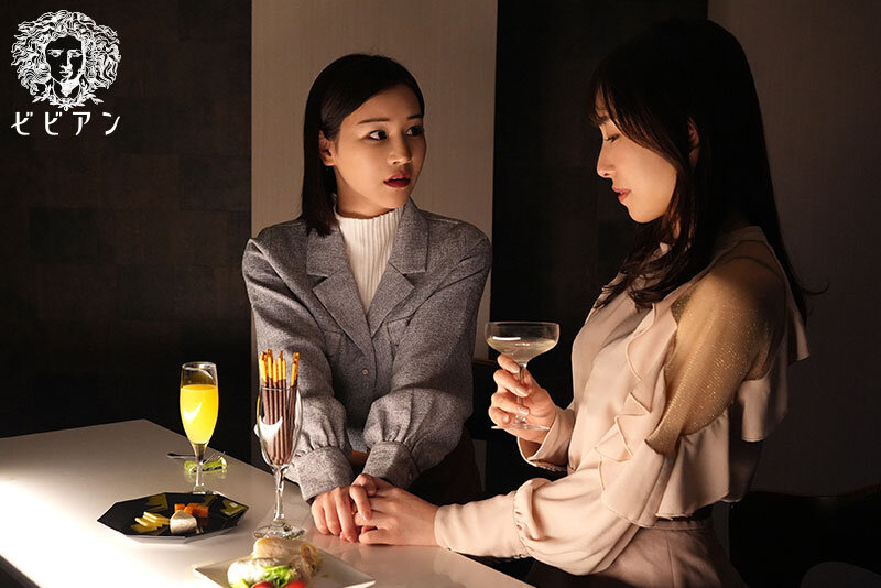 飛行機事故を乗り越えて… 恋人を失いトラウマ禁欲で敏感になったカラダを貪り合い、過去を忘れるほどに超快楽に溺れていく濃密CAレズビアン 濃厚エロセックス！！