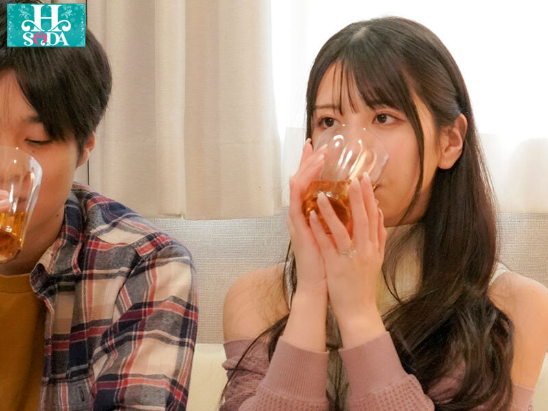 マジックミラーNTRエステ 隣で美乳スレンダーな彼女が寝取られているのに、僕は巨乳お姉さんの凄テクに抗えず、生中セックスしてしまった。 美谷朱音 倉木しおり エロさMAXで最高！！！