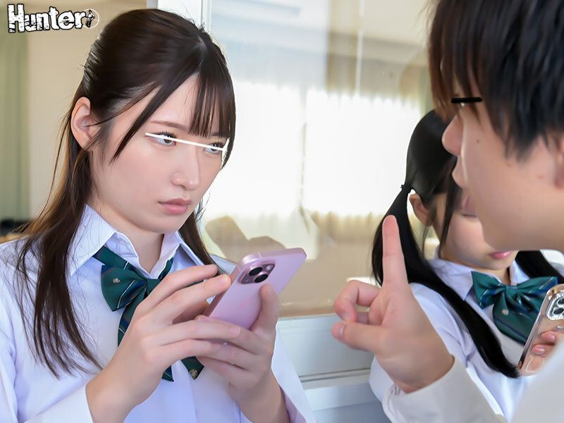 校内立ちんぼ女子〇生2！ホ別1.5？校内でヤレばホテル代無料！交渉次第でNNOK！援交・パパ活する女子たちは最近公園で取り締まりが厳しく… エロさMAXで最高！！！