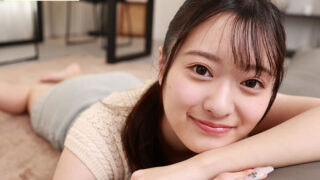 【VR】愛らしさ全開美少女 花守夏歩 愛嬌抜群でスケベな彼女とガチ恋超接近密着 FIRST 8K VR エロさMAXで最高！！！