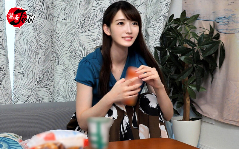 イケメンが人妻を部屋に連れ込んでSEXに持ち込む様子を盗み撮りしたDVD。019～強引にそのまま中出ししちゃいました～ 鬼滅ｗｗｗ