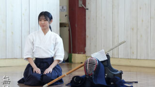 令和の美少女剣士 中出しAVデビュー！ 剣道2段！ 透明感あふれる美少女が竹刀じゃなくてち○こに突かれちゃう 中村心 ひとときが天国ww