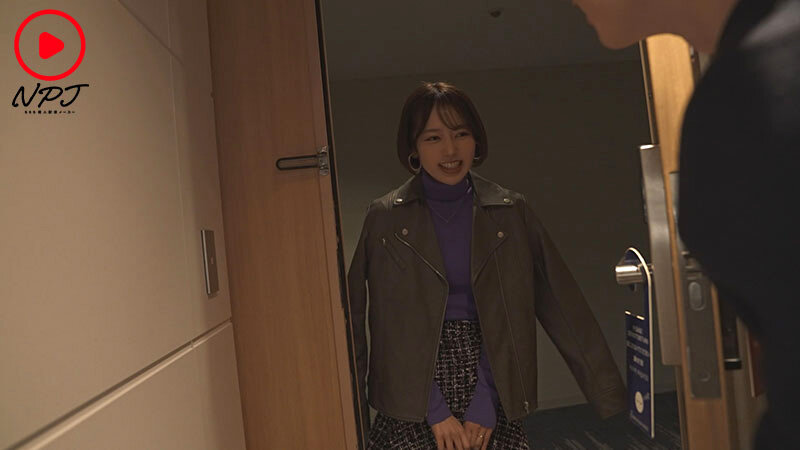 「自慰行為じゃ足りない」Xで自ら応募。SNSでバズってる絶倫カリスマハメ師と人妻のオフパコ 動画。 ひとときが天国ww