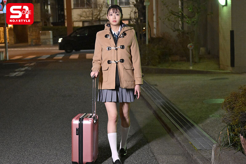 高身長の貧困女学生は小さいおじさん達に群がられ貪られ春を売る。 明日葉みつは エロさMAXで最高！！！
